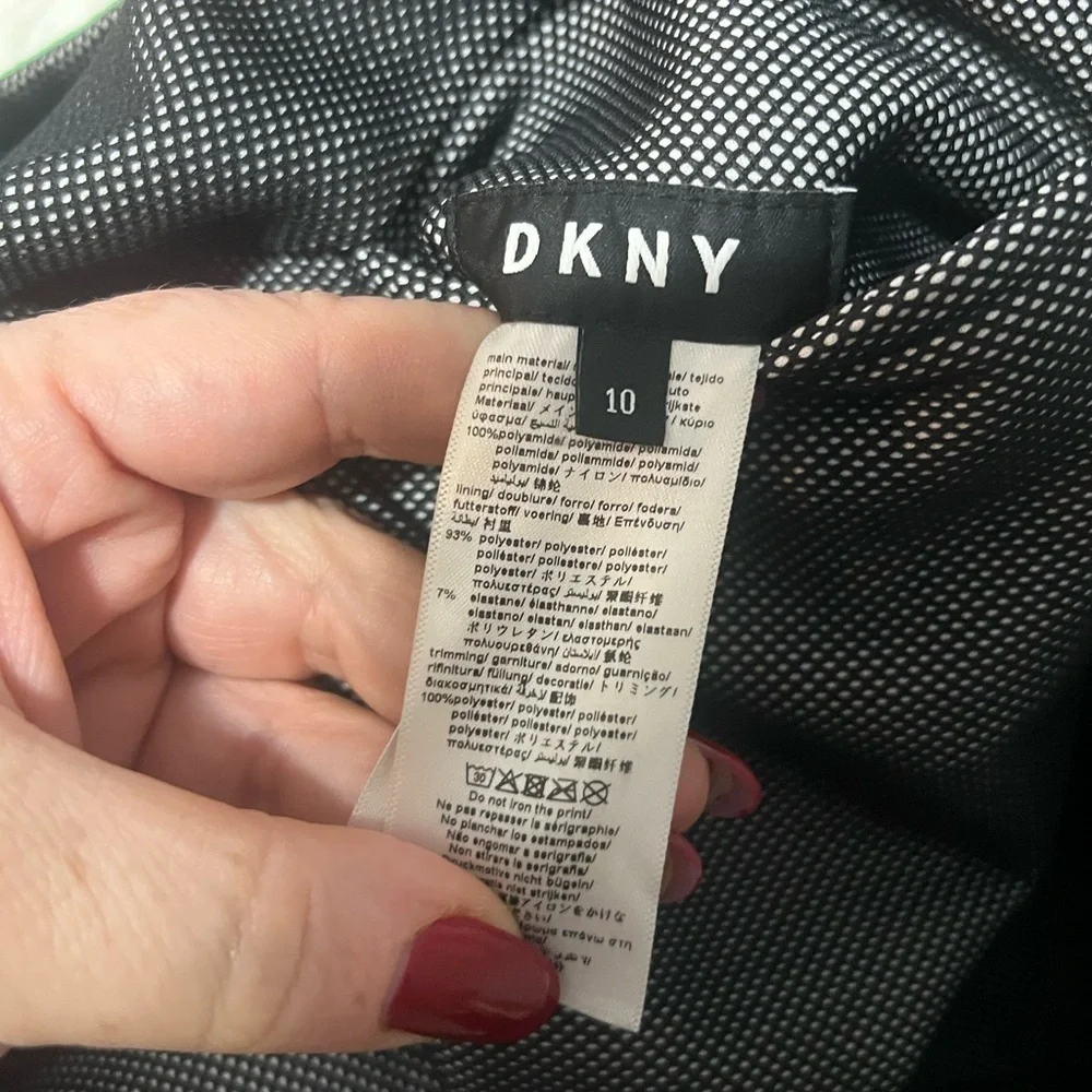 DKNY Reversible Windbreaker Jacket Boys Size 10 Spell Out Color Block